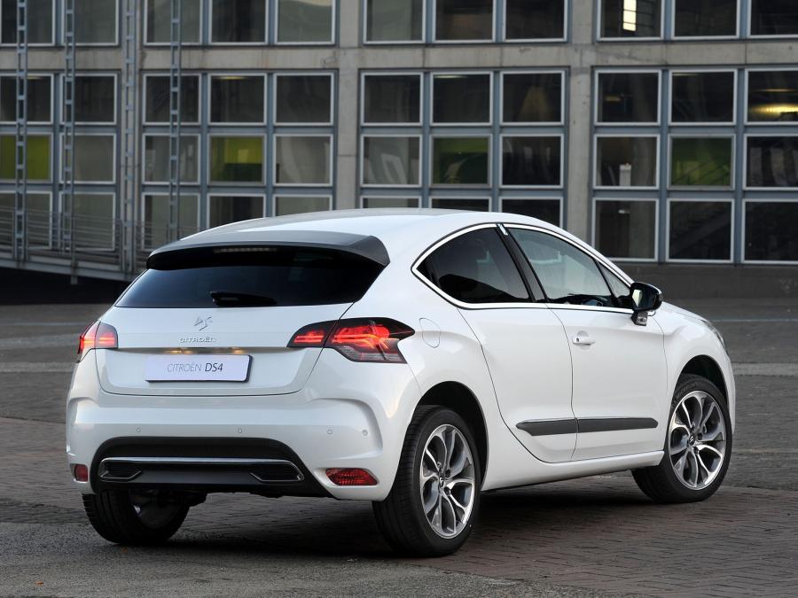  Citroen DS4 2011 года  (ZA) (фото 11 из 14)